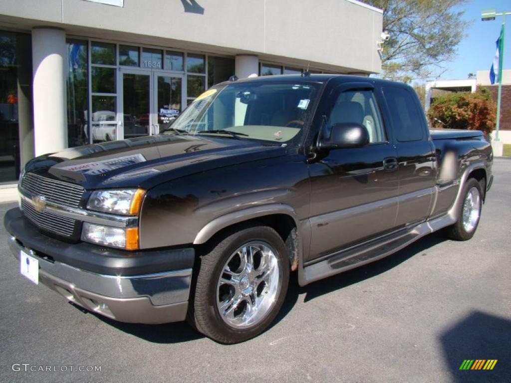 2004 Silverado 1500 LT Extended Cab - Black / Tan photo #2