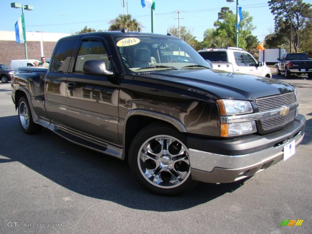 2004 Silverado 1500 LT Extended Cab - Black / Tan photo #32