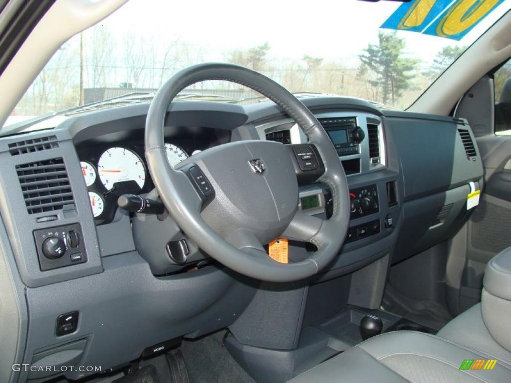 2007 Ram 3500 SLT Quad Cab 4x4 Dually - Bright White / Medium Slate Gray photo #11