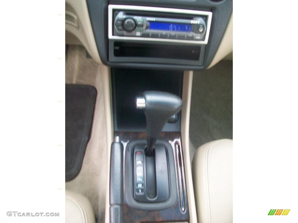 2003 Accord LX Sedan - Noble Green Pearl / Ivory photo #17