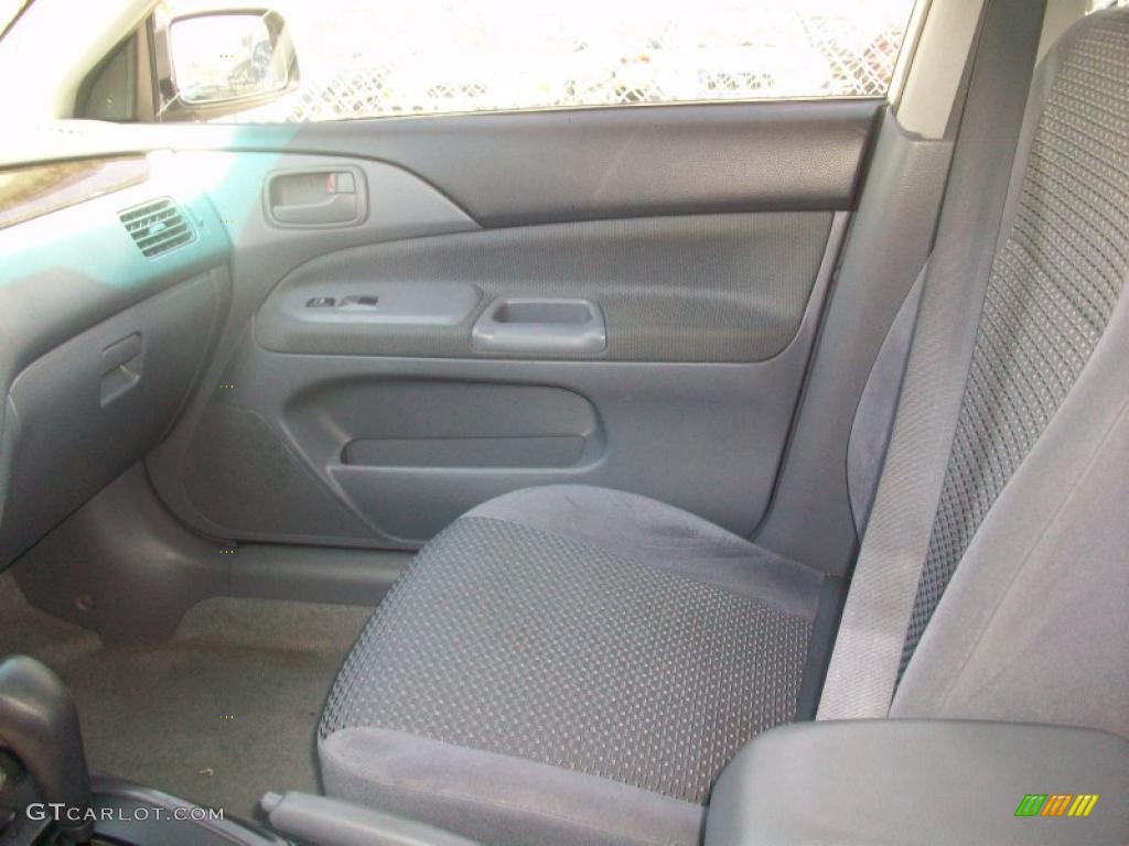 2002 Lancer ES - Innsbruck White / Gray photo #19