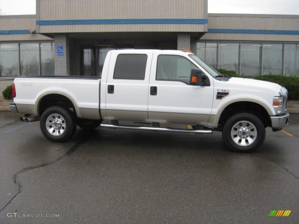 2008 F350 Super Duty Lariat Crew Cab 4x4 - Oxford White / Camel photo #1