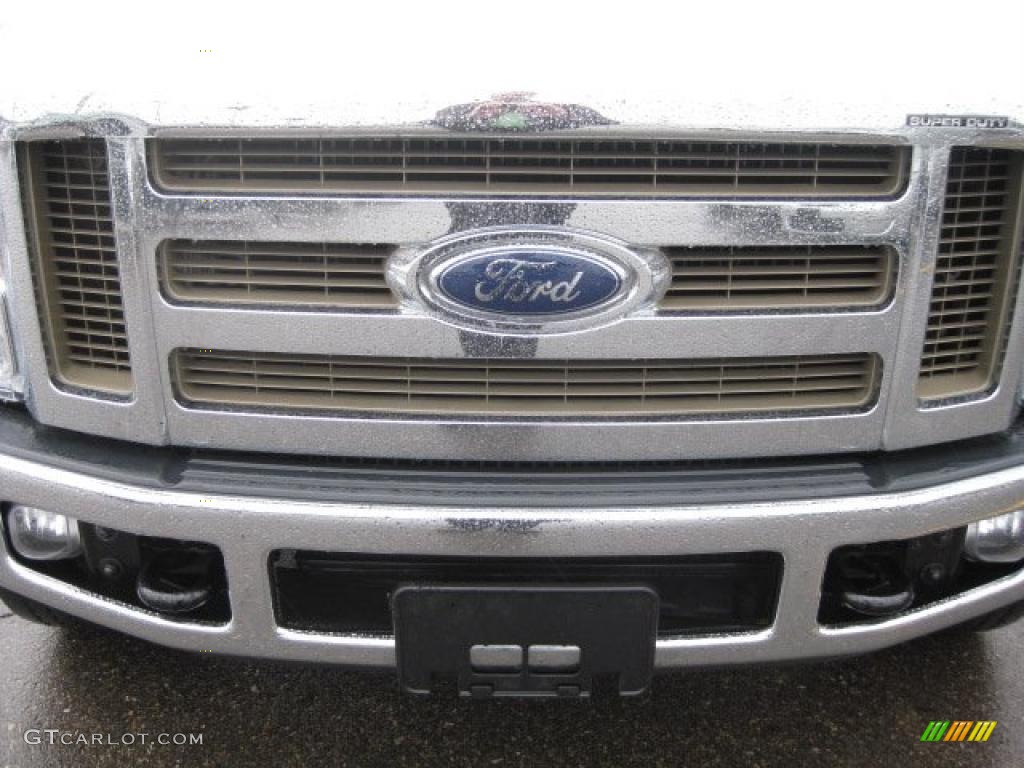 2008 F350 Super Duty Lariat Crew Cab 4x4 - Oxford White / Camel photo #12