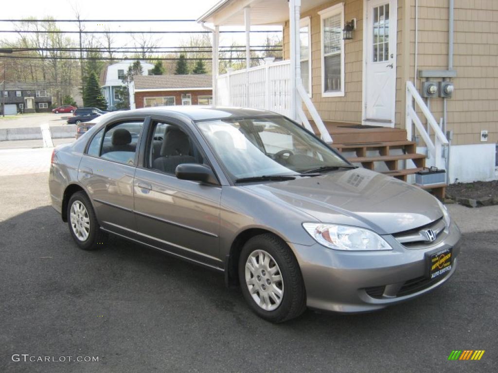 2004 Civic LX Sedan - Magnesium Metallic / Gray photo #2