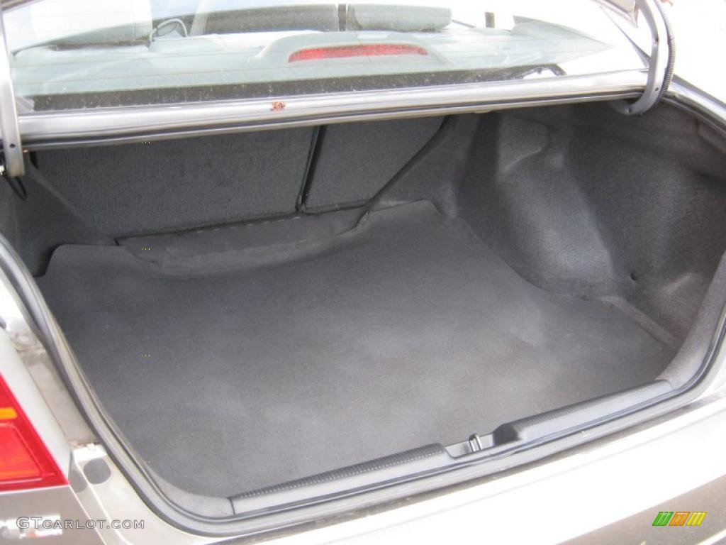 2004 Civic LX Sedan - Magnesium Metallic / Gray photo #8
