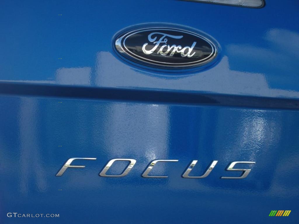 2010 Focus SES Sedan - Blue Flame Metallic / Charcoal Black photo #4
