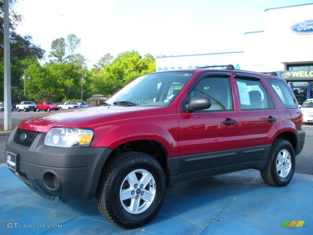 2007 Escape XLS - Redfire Metallic / Medium/Dark Pebble photo #1