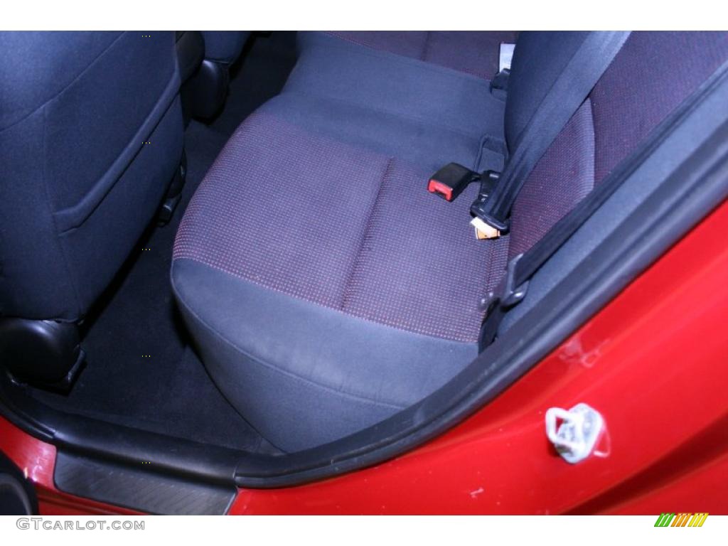2005 MAZDA3 s Hatchback - Velocity Red Mica / Black/Red photo #17