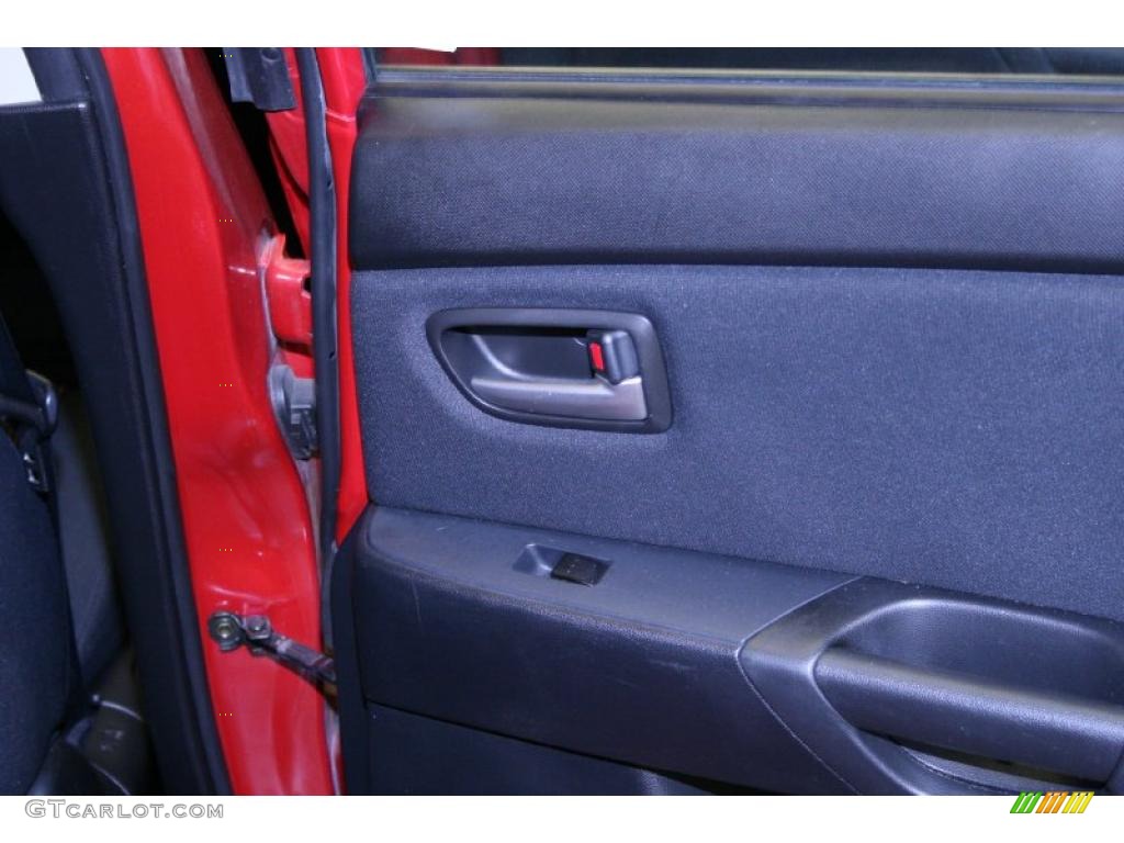 2005 MAZDA3 s Hatchback - Velocity Red Mica / Black/Red photo #23