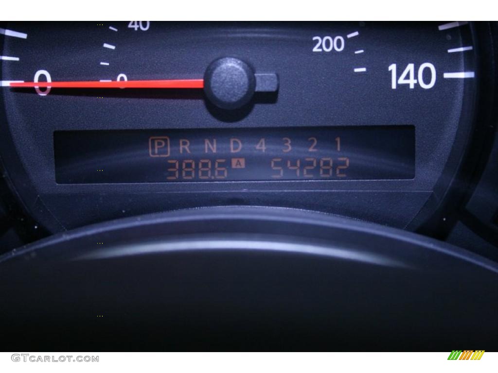 2006 Armada SE - Majestic Blue / Graphite/Titanium photo #38