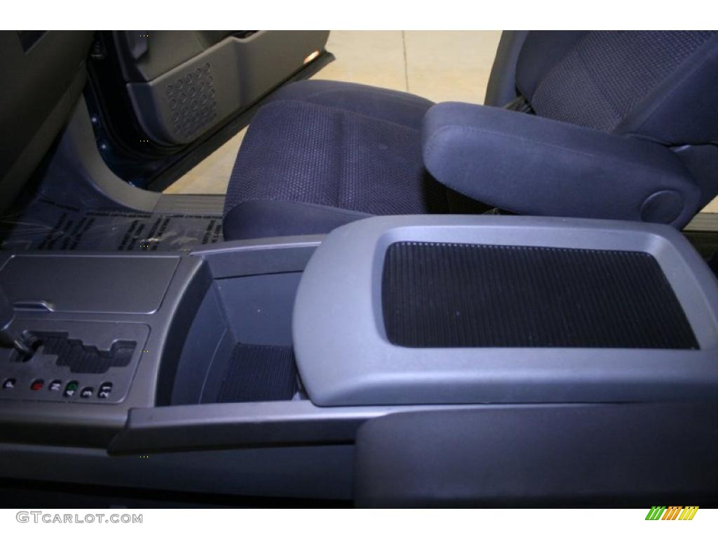 2006 Armada SE - Majestic Blue / Graphite/Titanium photo #41