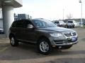 Alaska Grey Metallic - Touareg 2 VR6 Photo No. 3
