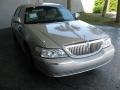 2006 Silver Birch Metallic Lincoln Town Car Signature  photo #4