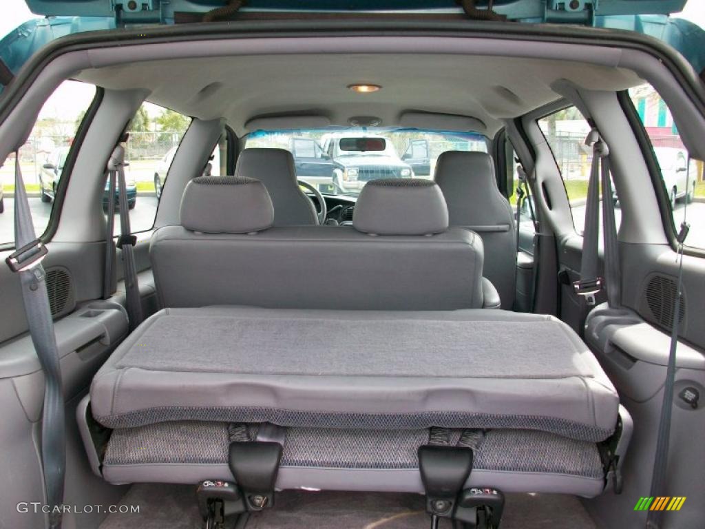 1996 Caravan  - Island Teal Metallic / Gray photo #6