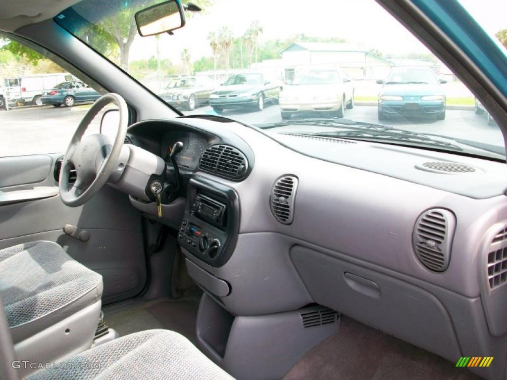 1996 Caravan  - Island Teal Metallic / Gray photo #11