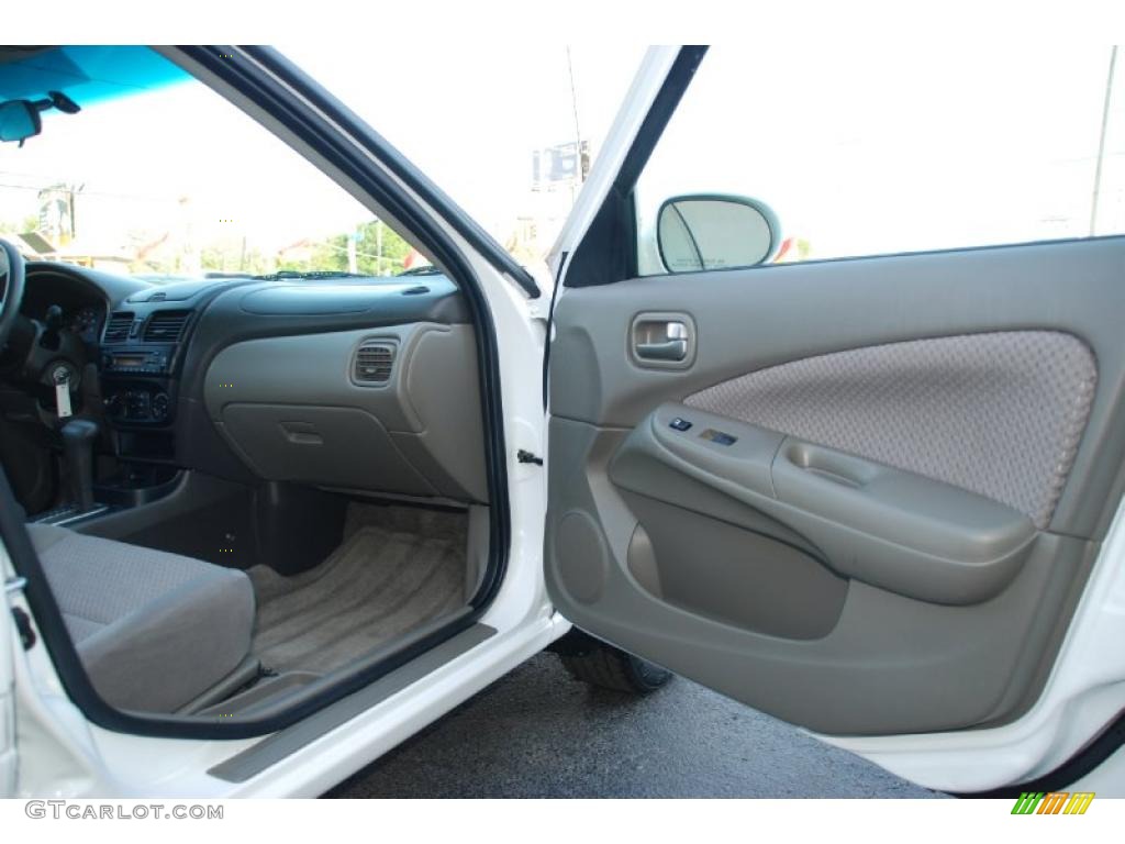 2005 Sentra 1.8 S - Cloud White / Sage photo #21