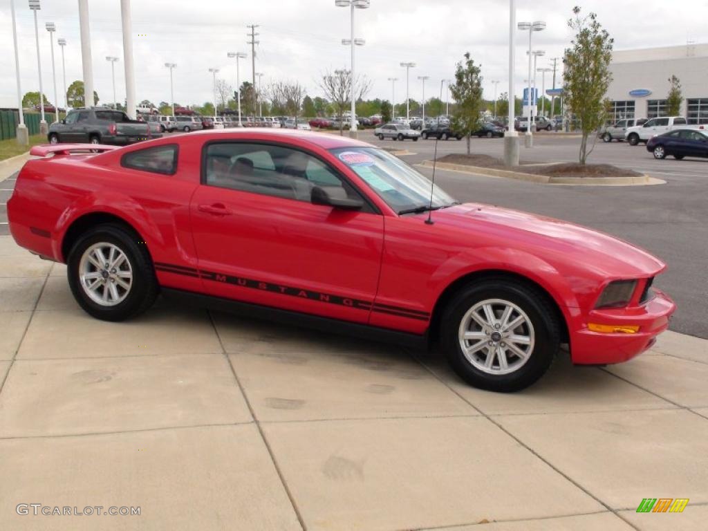 2006 Mustang V6 Premium Coupe - Torch Red / Red/Dark Charcoal photo #4