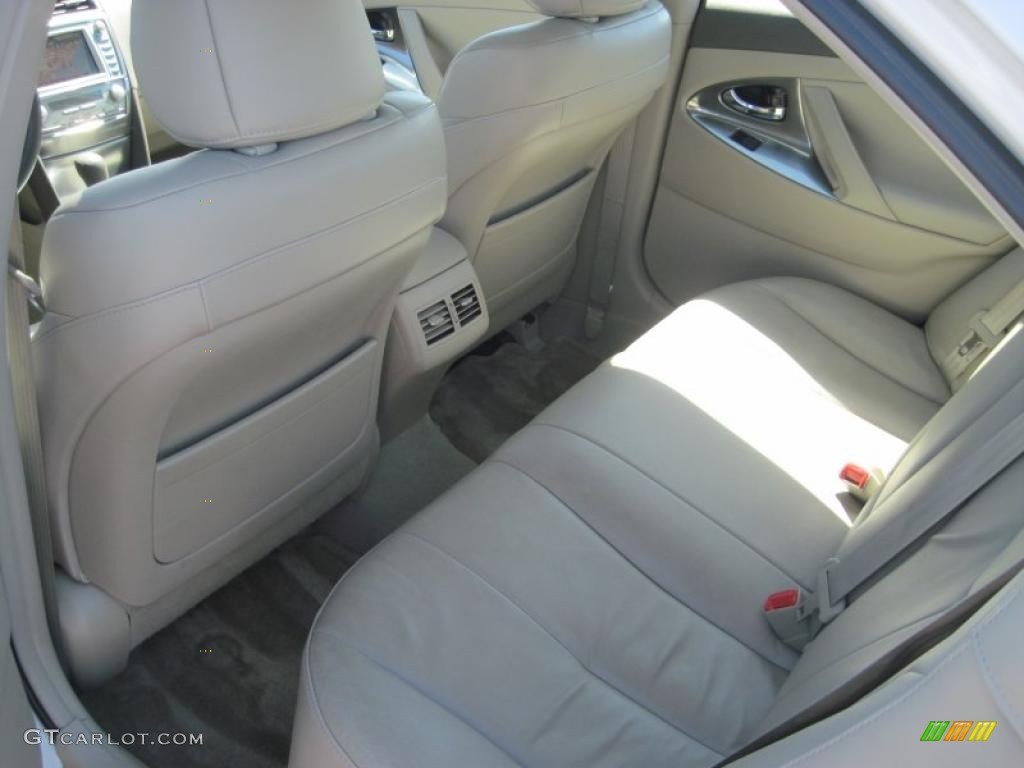 2007 Camry Hybrid - Super White / Bisque photo #21