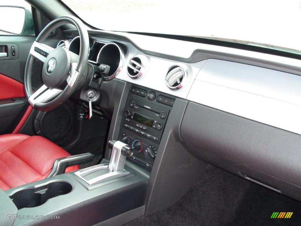 2006 Mustang V6 Premium Coupe - Torch Red / Red/Dark Charcoal photo #32