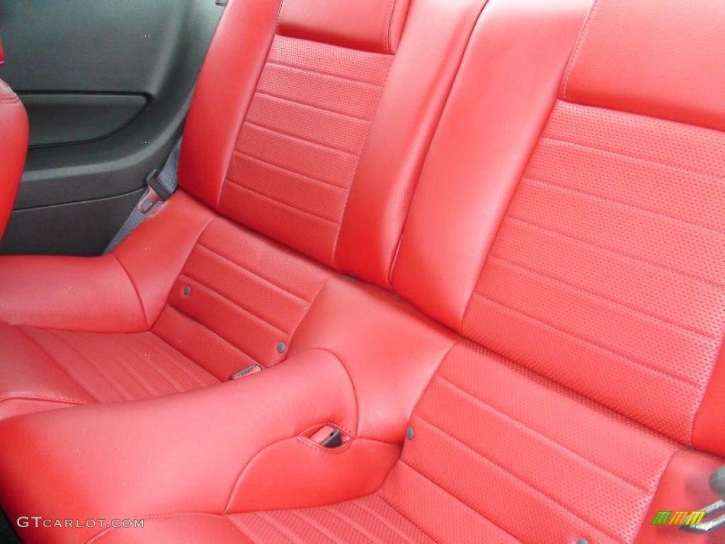 2006 Mustang V6 Premium Coupe - Torch Red / Red/Dark Charcoal photo #35