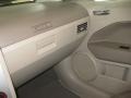 Light Khaki Metallic - Caliber SE Photo No. 12