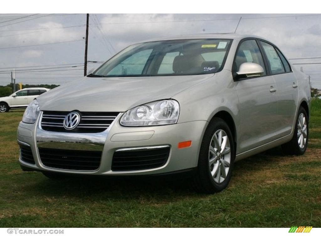 2010 Jetta Limited Edition Sedan - White Gold Metallic / Cornsilk Beige photo #11