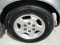 2004 Chevrolet Astro LS Passenger Van Wheel and Tire Photo