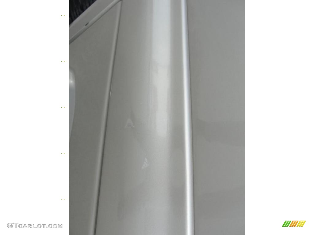 2004 Astro LS Passenger Van - Light Pewter Metallic / Medium Gray photo #20