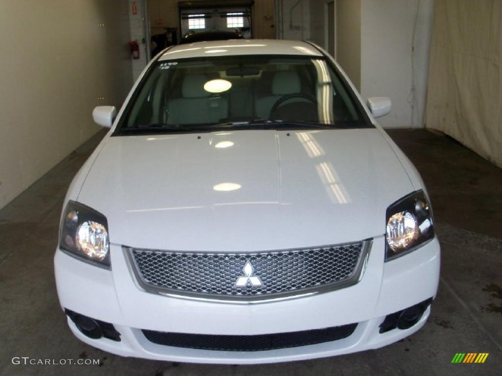 2010 Galant ES - Dover White Pearl / Beige photo #11