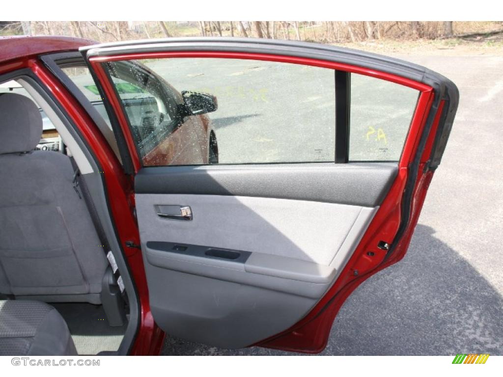 2008 Sentra 2.0 - Red Alert / Charcoal/Steel photo #15