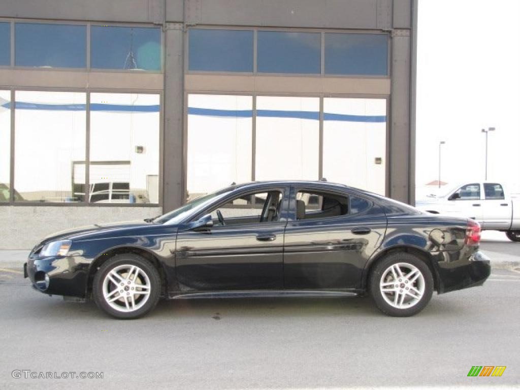 2005 Grand Prix GTP Sedan - Black / Dark Pewter photo #1