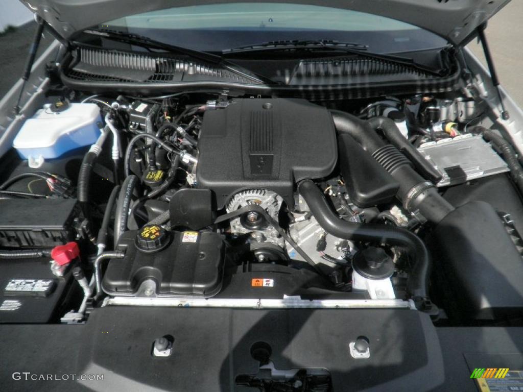 2009 Town Car Signature Limited - Silver Birch Metallic / Medium Light Stone photo #14