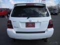 Super White - Highlander V6 4WD Photo No. 3