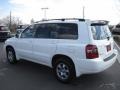 Super White - Highlander V6 4WD Photo No. 4