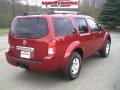 Red Brawn - Pathfinder S 4x4 Photo No. 3