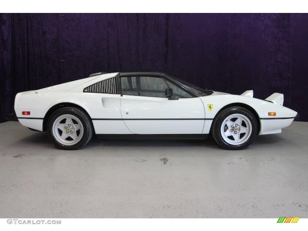 1983 308 GTSi Quattrovalvole - White / Black photo #2