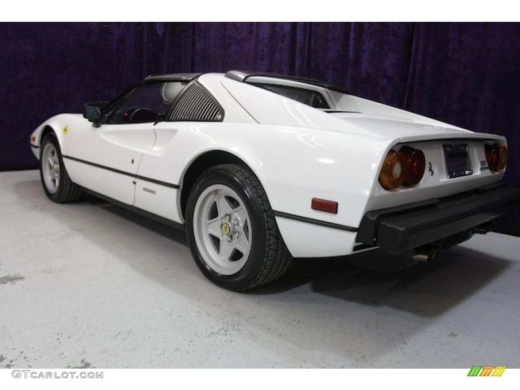1983 308 GTSi Quattrovalvole - White / Black photo #3