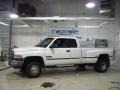 1999 Bright White Dodge Ram 3500 ST Extended Cab 4x4 Dually  photo #4