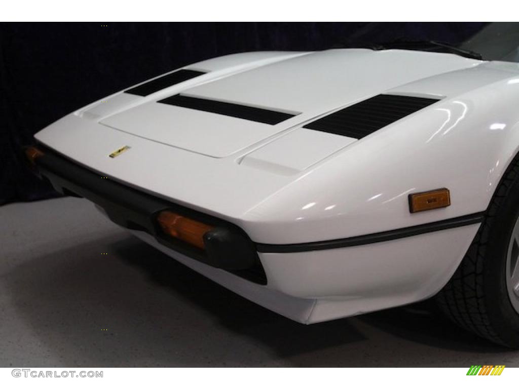 1983 308 GTSi Quattrovalvole - White / Black photo #11