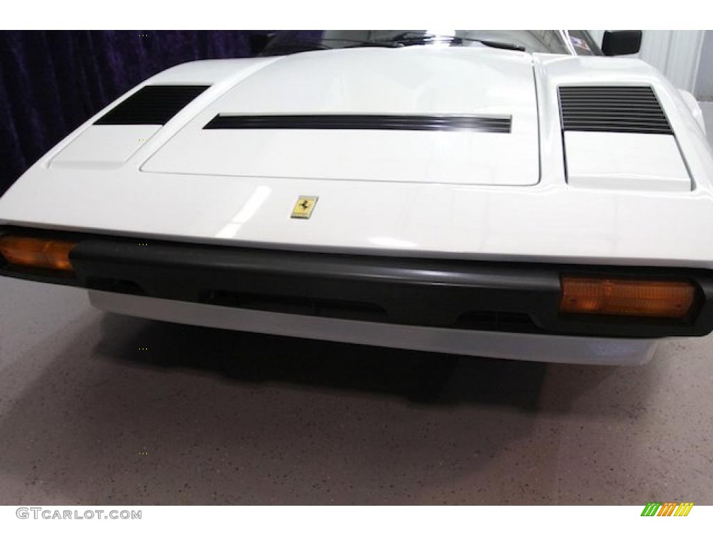 1983 308 GTSi Quattrovalvole - White / Black photo #13
