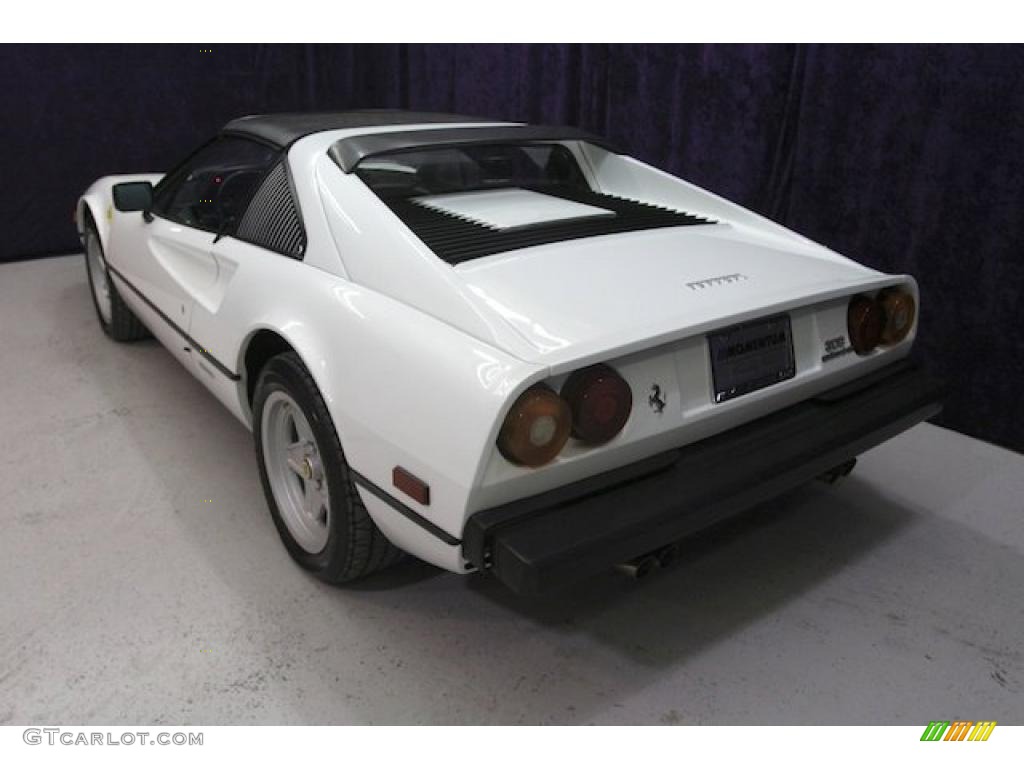 1983 308 GTSi Quattrovalvole - White / Black photo #17