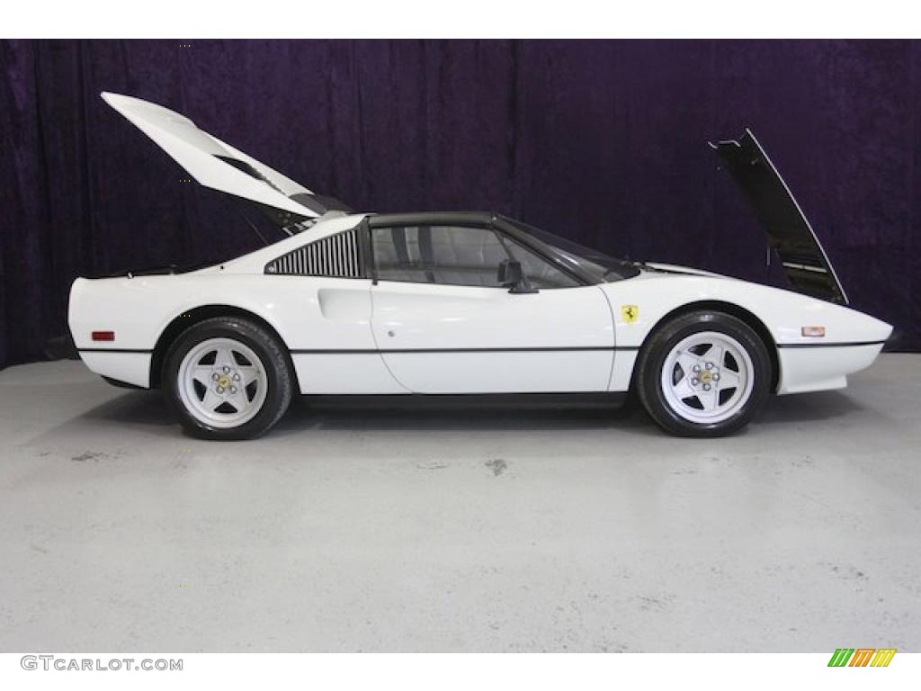 1983 308 GTSi Quattrovalvole - White / Black photo #22