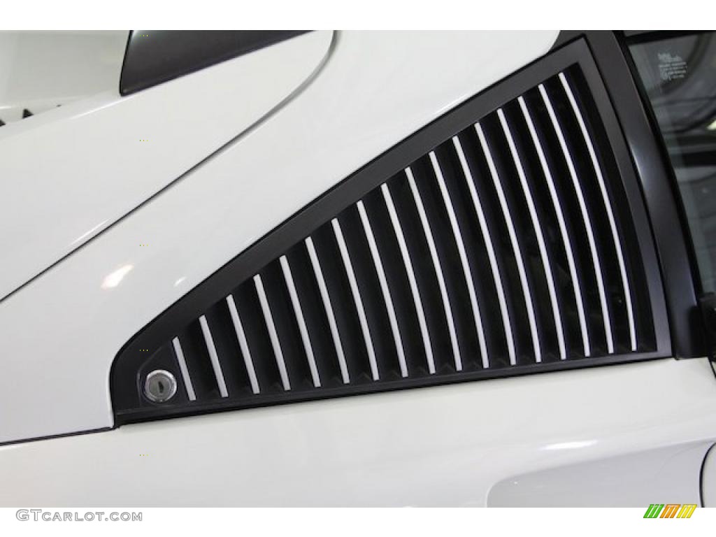 1983 308 GTSi Quattrovalvole - White / Black photo #23