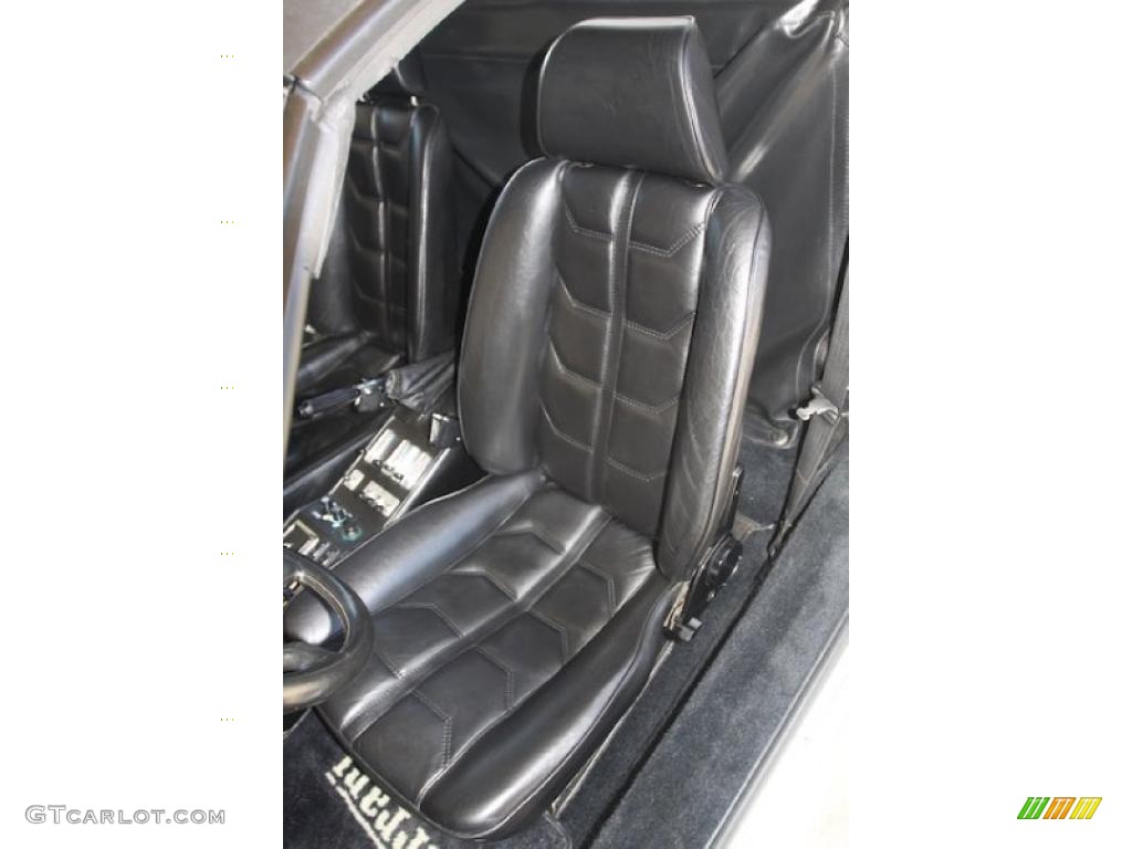 1983 308 GTSi Quattrovalvole - White / Black photo #32