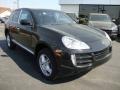 Black - Cayenne Tiptronic Photo No. 4