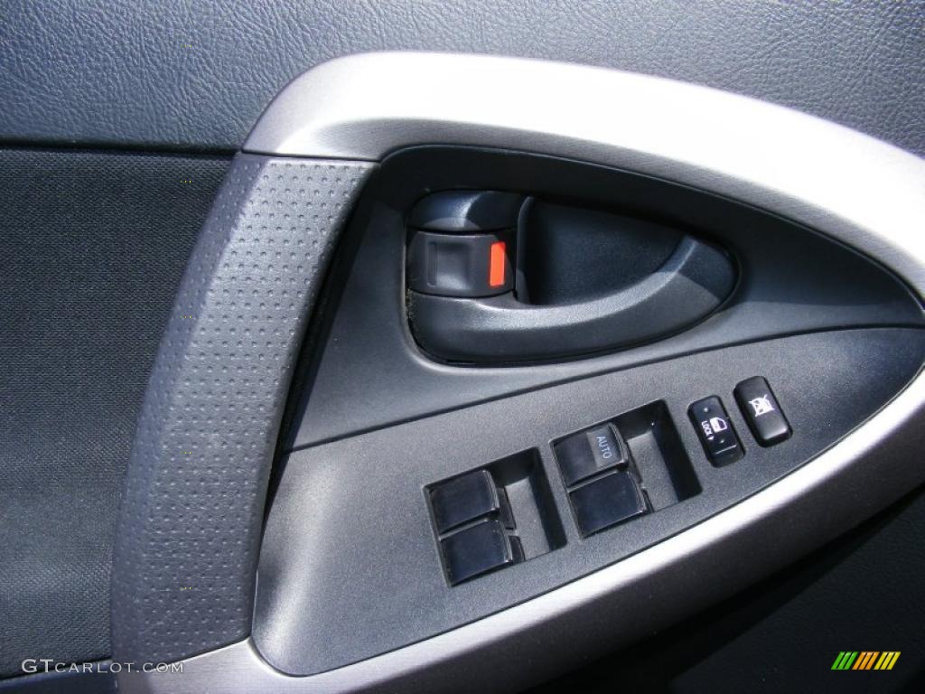 2007 RAV4 Sport 4WD - Classic Silver Metallic / Dark Charcoal photo #29