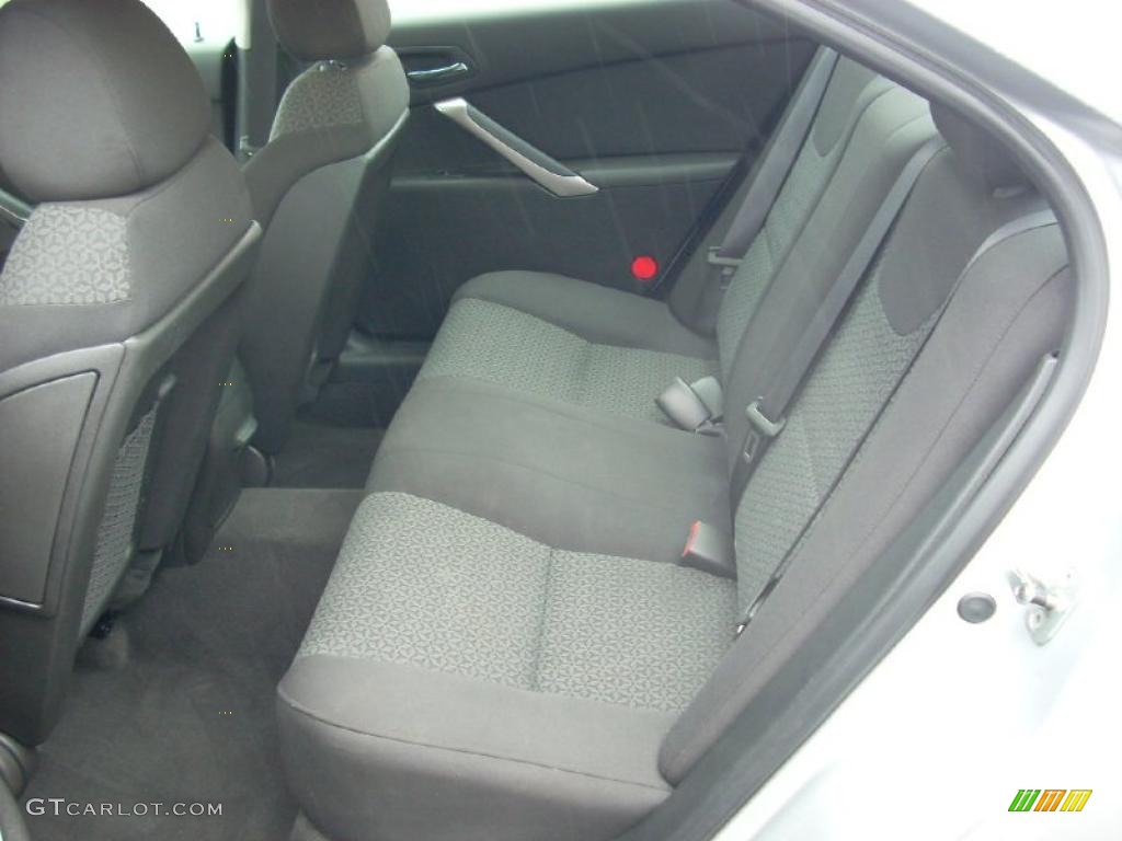 2007 G6 V6 Sedan - Liquid Silver Metallic / Ebony photo #7