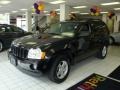Black - Grand Cherokee Laredo 4x4 Photo No. 1