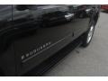Black - Suburban 1500 LTZ 4x4 Photo No. 16