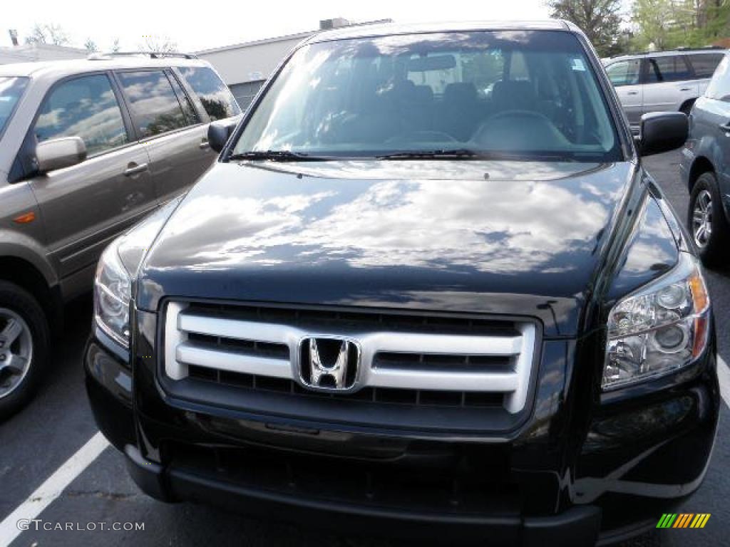 2007 Pilot LX 4WD - Formal Black / Gray photo #3